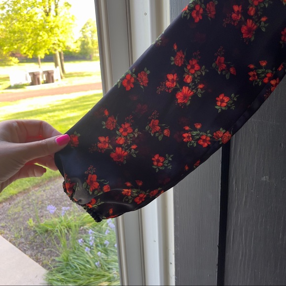 Topshop Rose Floral Print Tie Front Top - Picture 8 of 10